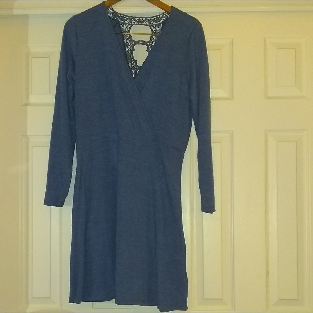 ⬇️⬇️⬇️Candie's Faux Wrap Sweater Dress